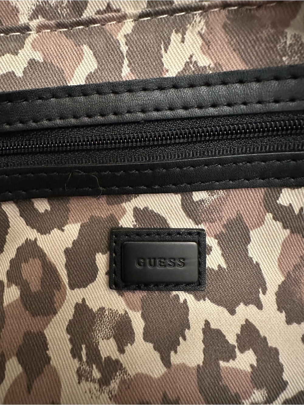 GUESS Black Quilted Large Purse with Top Handle Functional Travel Classy - Picture 8 of 14